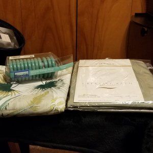 COPY - COPY - 🌈 M&M Lot of 2 shower curtains